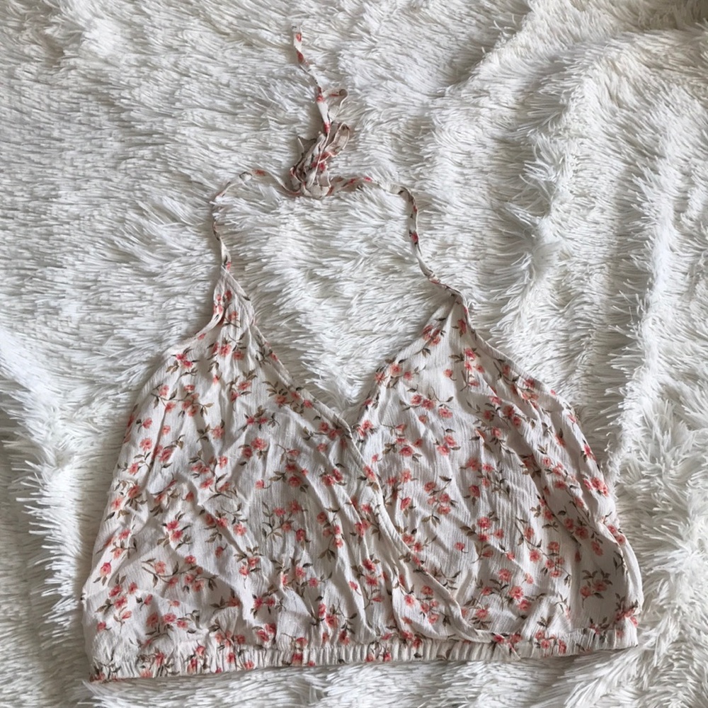 American Eagle crop top!